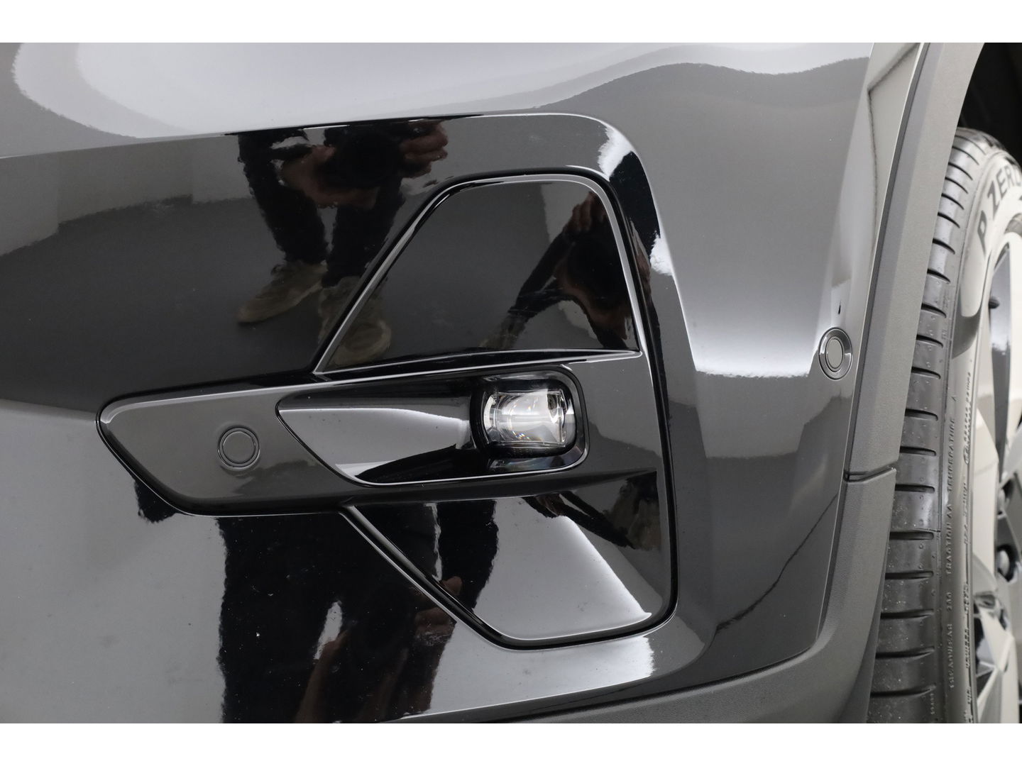 Volvo XC40 B3 Plus Black Edition | 360cam | Pilot Assist | Harman Kardon | Memory seat | 20'' | Pixel LED