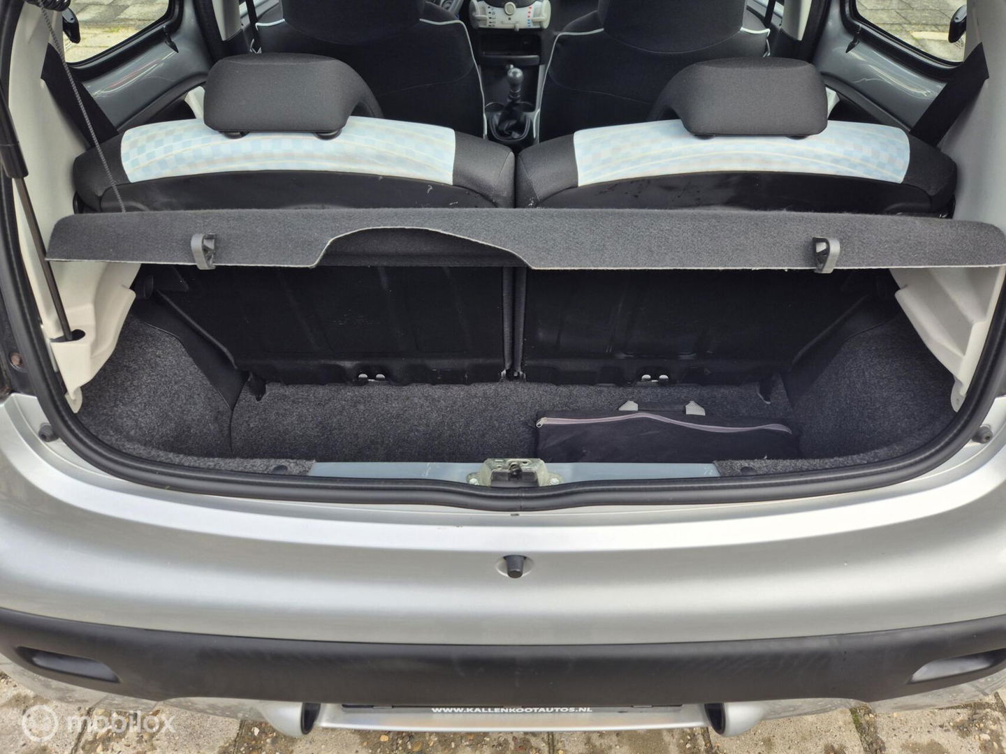 Citroƫn C1 1.0 Collection, 5-Drs. LED, Airco, Bluetooth, NAP!