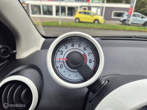 Citroën C1 1.0 Collection, 5-Drs. LED, Airco, Bluetooth, NAP!