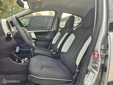 Citroën C1 1.0 Collection, 5-Drs. LED, Airco, Bluetooth, NAP!