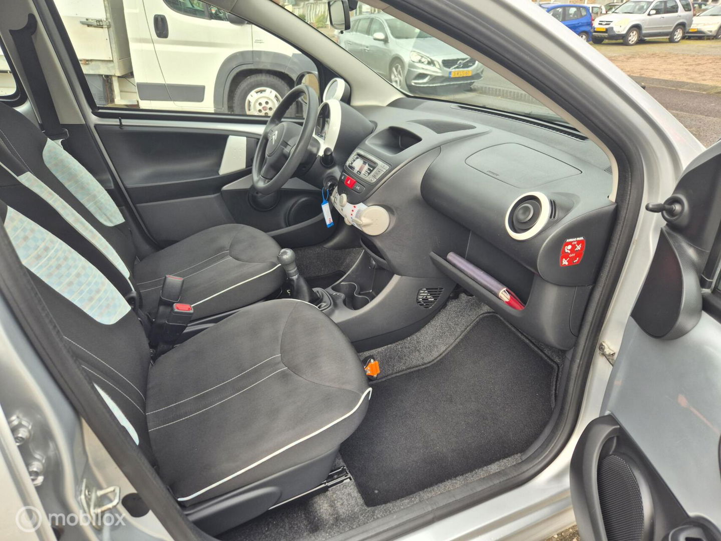 Citroƫn C1 1.0 Collection, 5-Drs. LED, Airco, Bluetooth, NAP!