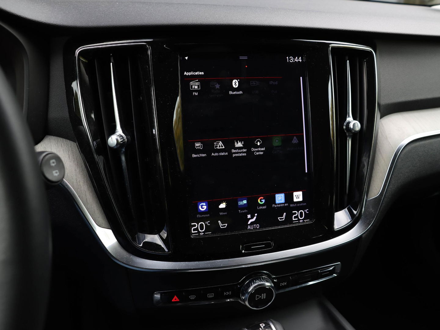 Volvo V60 2.0 T5 Inscription 250PK | Dealeronderhouden!