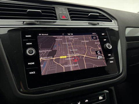 Volkswagen Tiguan 1.5 TSI ACT R-line | Virtual | Carplay | Adaptive Cruise | Schakelflippers | Parkeersens. | NAP