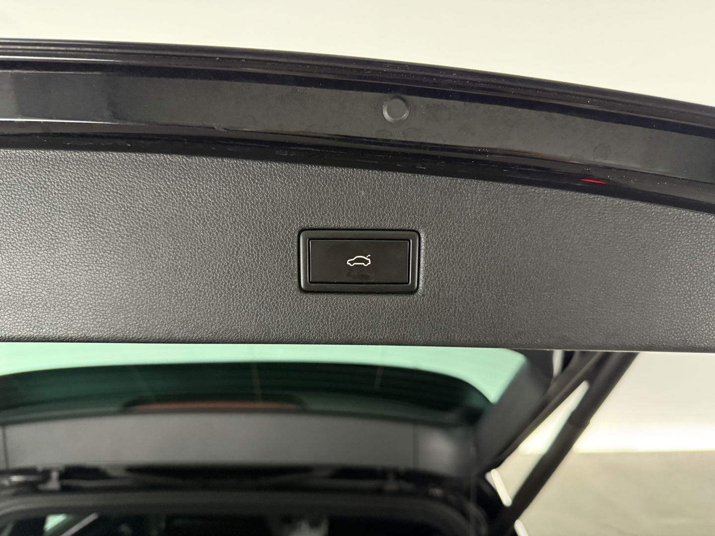 Volkswagen Tiguan 1.5 TSI ACT R-line | Virtual | Carplay | Adaptive Cruise | Schakelflippers | Parkeersens. | NAP