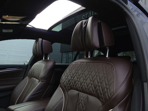 BMW 5 Serie Touring 530i 252PK / M-Sport / Individual / panormadakraam / *NAP*