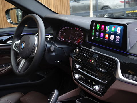 BMW 5 Serie Touring 530i 252PK / M-Sport / Individual / panormadakraam / *NAP*