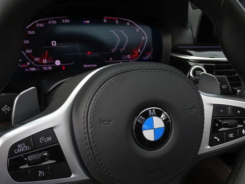BMW 5 Serie Touring 530i 252PK / M-Sport / Individual / panormadakraam / *NAP*