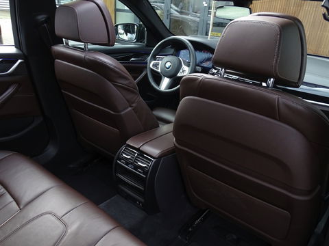 BMW 5 Serie Touring 530i 252PK / M-Sport / Individual / panormadakraam / *NAP*