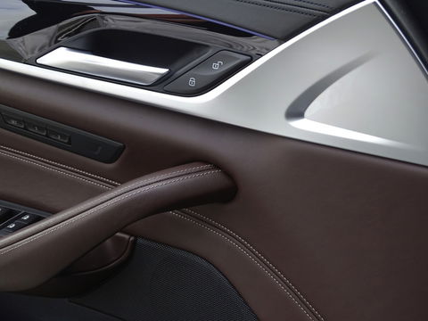 BMW 5 Serie Touring 530i 252PK / M-Sport / Individual / panormadakraam / *NAP*