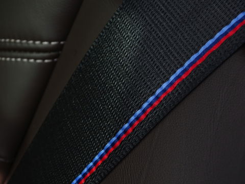 BMW 5 Serie Touring 530i 252PK / M-Sport / Individual / panormadakraam / *NAP*