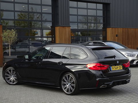 BMW 5 Serie Touring 530i 252PK / M-Sport / Individual / panormadakraam / *NAP*
