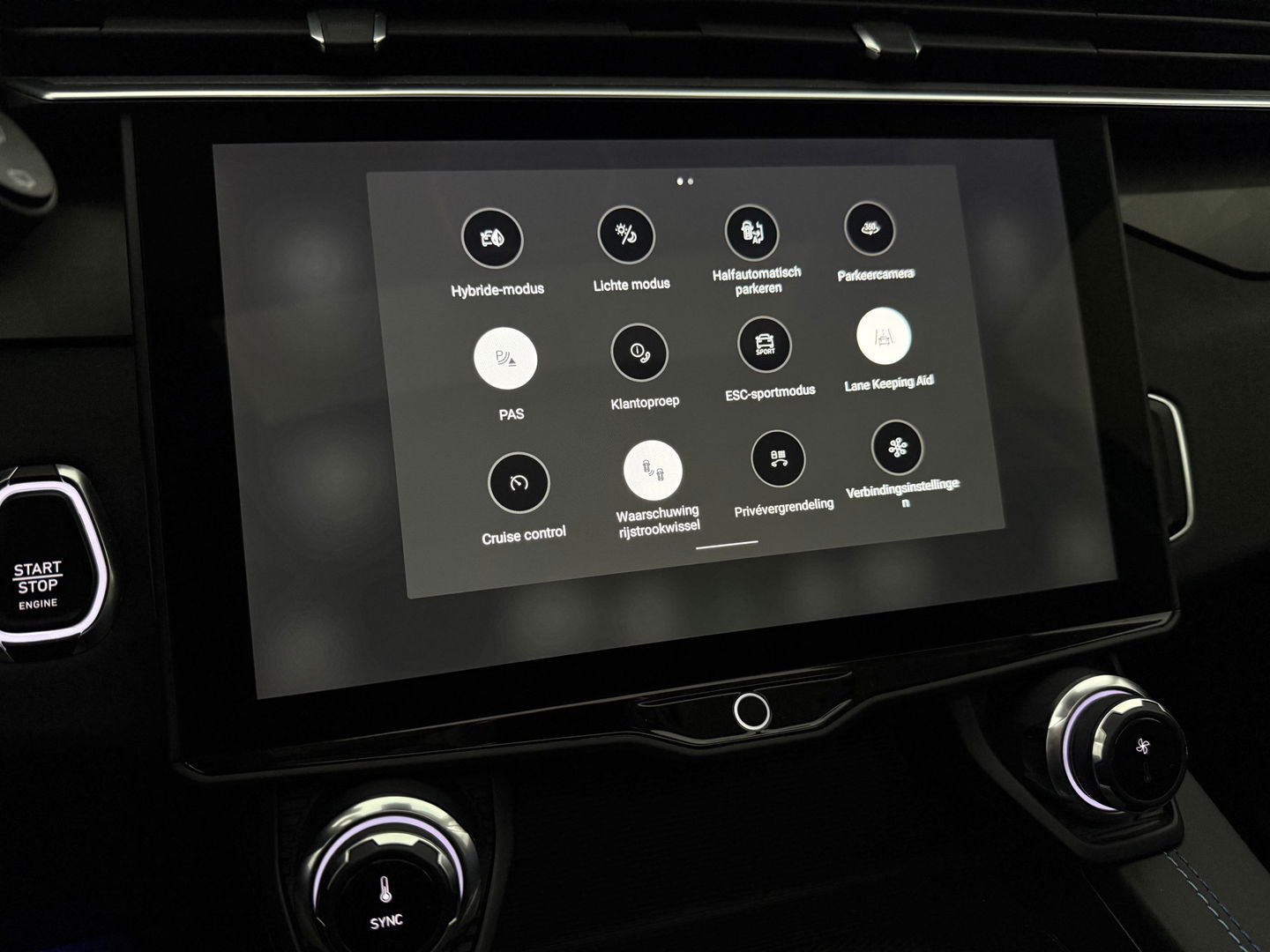 Lynk Co 01 1.5 | Pano | 360° | Trekh. | Virtual | Sfeerverl. | Memory | Carplay | NAP