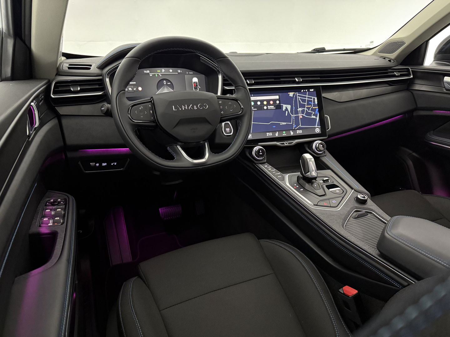 Lynk Co 01 1.5 | Pano | 360° | Trekh. | Virtual | Sfeerverl. | Memory | Carplay | NAP