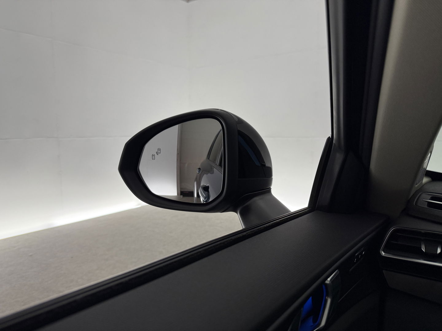 Lynk Co 01 1.5 | Pano | 360° | Trekh. | Virtual | Sfeerverl. | Memory | Carplay | NAP