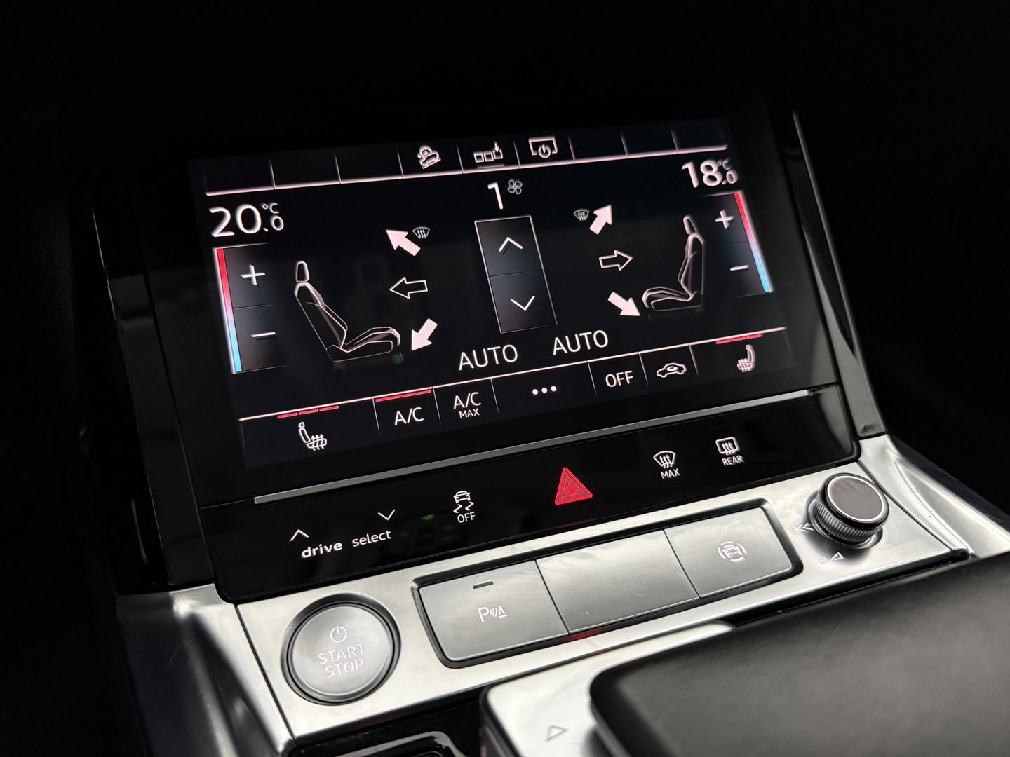 Audi e-tron 50 Quattro Launch edition plus 313PK 71 kWh | Virtual | Memory | Pano | Adaptive Cruise | Keyless | Trekh. | Carplay