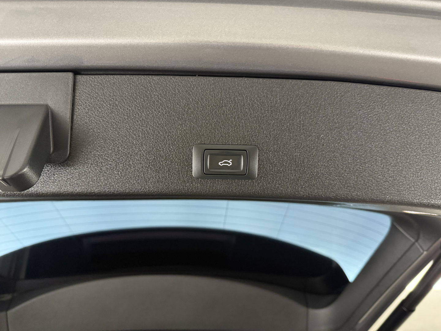 Audi e-tron 50 Quattro Launch edition plus 313PK 71 kWh | Virtual | Memory | Pano | Adaptive Cruise | Keyless | Trekh. | Carplay