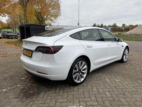 Tesla Model 3 Standard RWD Plus 60 kWh