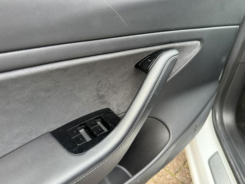 Tesla Model 3 Standard RWD Plus 60 kWh
