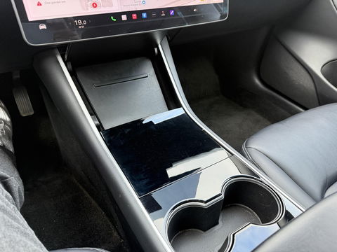 Tesla Model 3 Standard RWD Plus 60 kWh