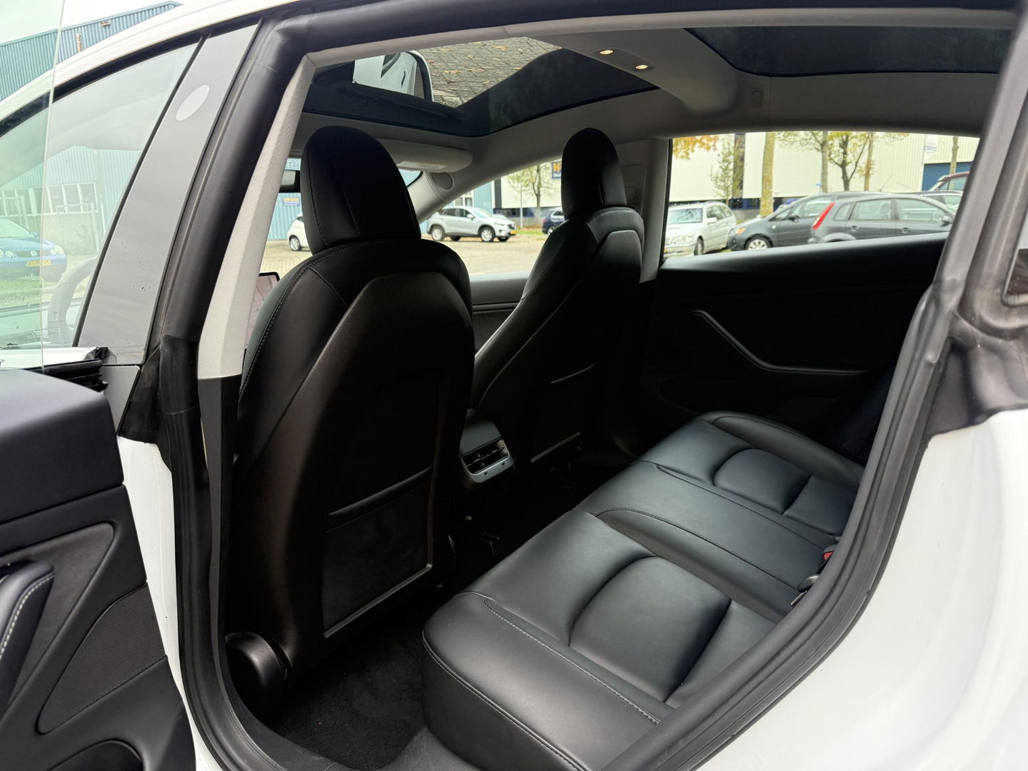 Tesla Model 3 Standard RWD Plus 60 kWh