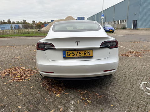 Tesla Model 3 Standard RWD Plus 60 kWh