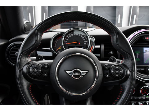 MINI Mini 2.0 Cooper S GT Limited Edition JCW Full Options, Adaptieve Cruise, PANO, H/K, HUD, Clima, Carplay, Stoelverwarming, LED, Uniek!