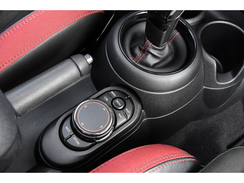 MINI Mini 2.0 Cooper S GT Limited Edition JCW Full Options, Adaptieve Cruise, PANO, H/K, HUD, Clima, Carplay, Stoelverwarming, LED, Uniek!