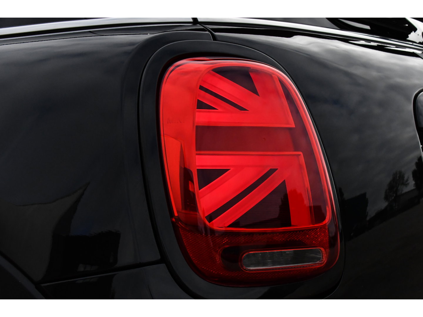 MINI Mini 2.0 Cooper S GT Limited Edition JCW Full Options, Adaptieve Cruise, PANO, H/K, HUD, Clima, Carplay, Stoelverwarming, LED, Uniek!