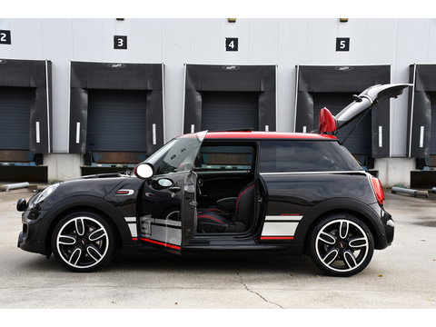 MINI Mini 2.0 Cooper S GT Limited Edition JCW Full Options, Adaptieve Cruise, PANO, H/K, HUD, Clima, Carplay, Stoelverwarming, LED, Uniek!
