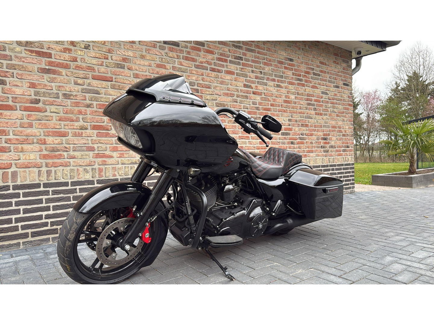 Harley Davidson 103 FLTRXS Road Glide Special Blackout CVO Roadglide