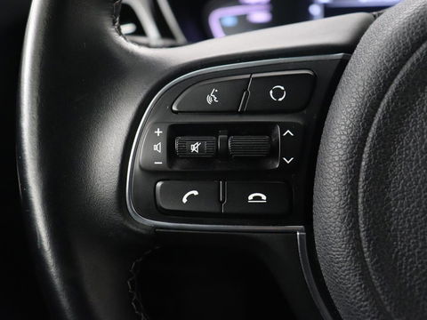 Kia Niro 1.6 GDi PHEV DynamicLine | Carplay | Navigatie | Achteruitrijcamera | Cruise Control Adaptief | DAB ontvanger | LMV 16 |