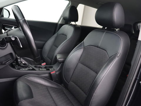 Kia Niro 1.6 GDi PHEV DynamicLine | Carplay | Navigatie | Achteruitrijcamera | Cruise Control Adaptief | DAB ontvanger | LMV 16 |