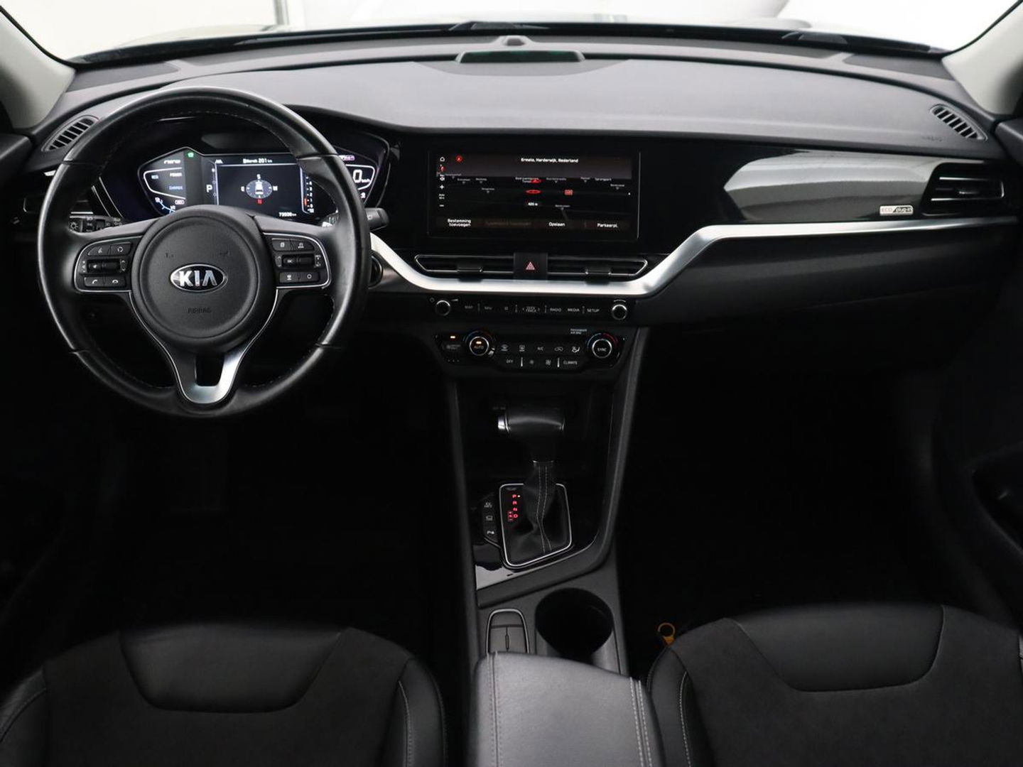 Kia Niro 1.6 GDi PHEV DynamicLine | Carplay | Navigatie | Achteruitrijcamera | Cruise Control Adaptief | DAB ontvanger | LMV 16 |