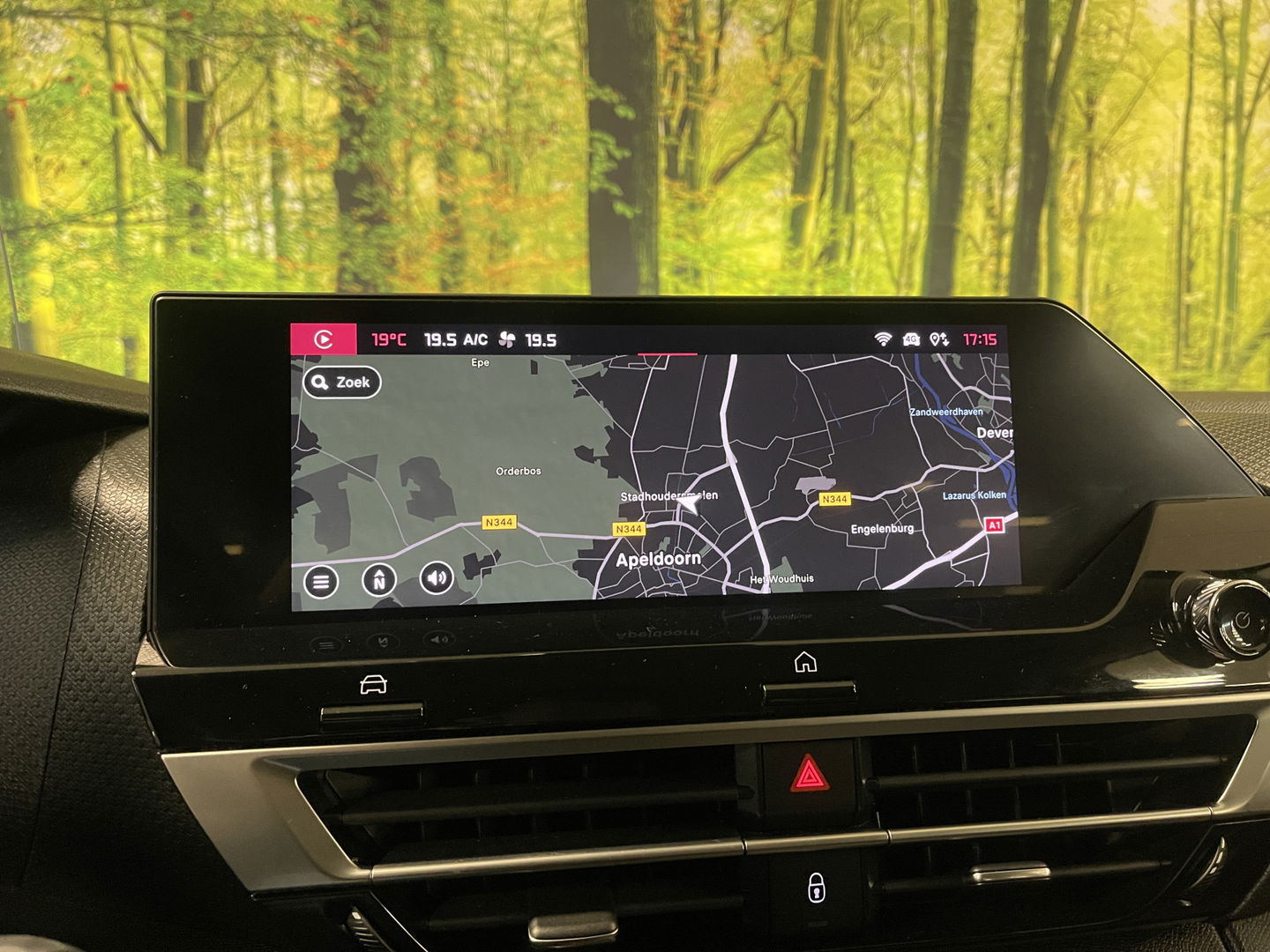 Citroƫn C4 X 1.2 Puretech Max | Apple Carplay | Android Auto | DAB | Achteruitrijcamera | Navigatie | Spraakbediening | Half Leder | Led Dagrijverlichting |