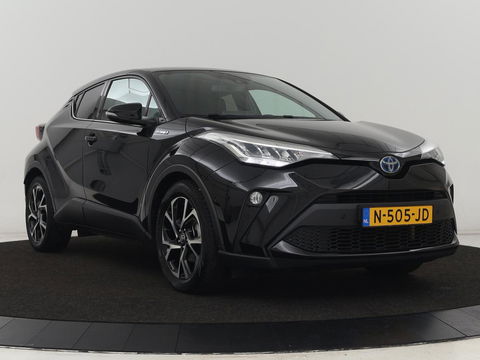 Toyota C-HR 2.0 Hybrid Bi-Tone | Trekhaak | Stoel & stuurverwarming | Achteruitrijcamera | Navigatie | Carplay | LED koplampen | LMV 18 |