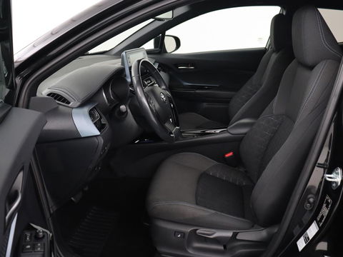 Toyota C-HR 2.0 Hybrid Bi-Tone | Trekhaak | Stoel & stuurverwarming | Achteruitrijcamera | Navigatie | Carplay | LED koplampen | LMV 18 |