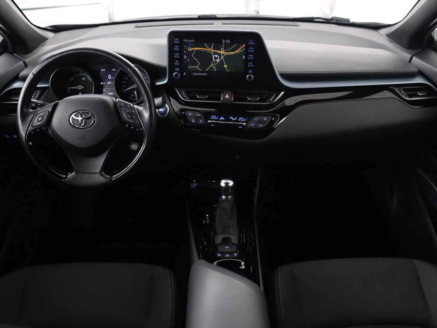 Toyota C-HR 2.0 Hybrid Bi-Tone | Trekhaak | Stoel & stuurverwarming | Achteruitrijcamera | Navigatie | Carplay | LED koplampen | LMV 18 |