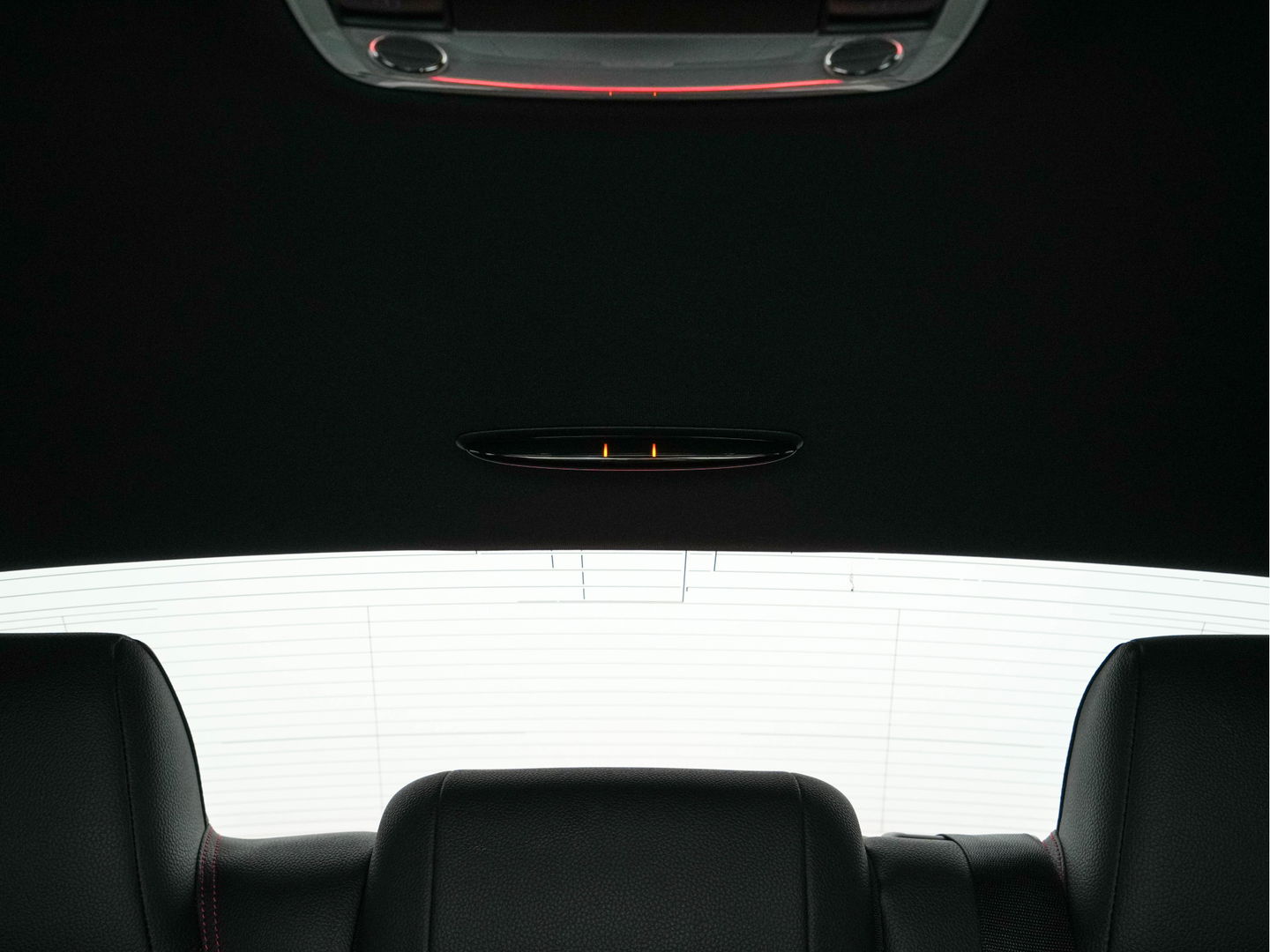 Mercedes-Benz CLA-Klasse AMG 45 4MATIC Ambition Aut. *PANO | AERO | RECARO-SEATS | LUXURY-LEATHER | FULL-LED | MEMORY-PACK | HARMAN/KARDON | KEYLESS | HEATED-SPORTSEATS | NAVI-FULLMAP | 19''ALU*