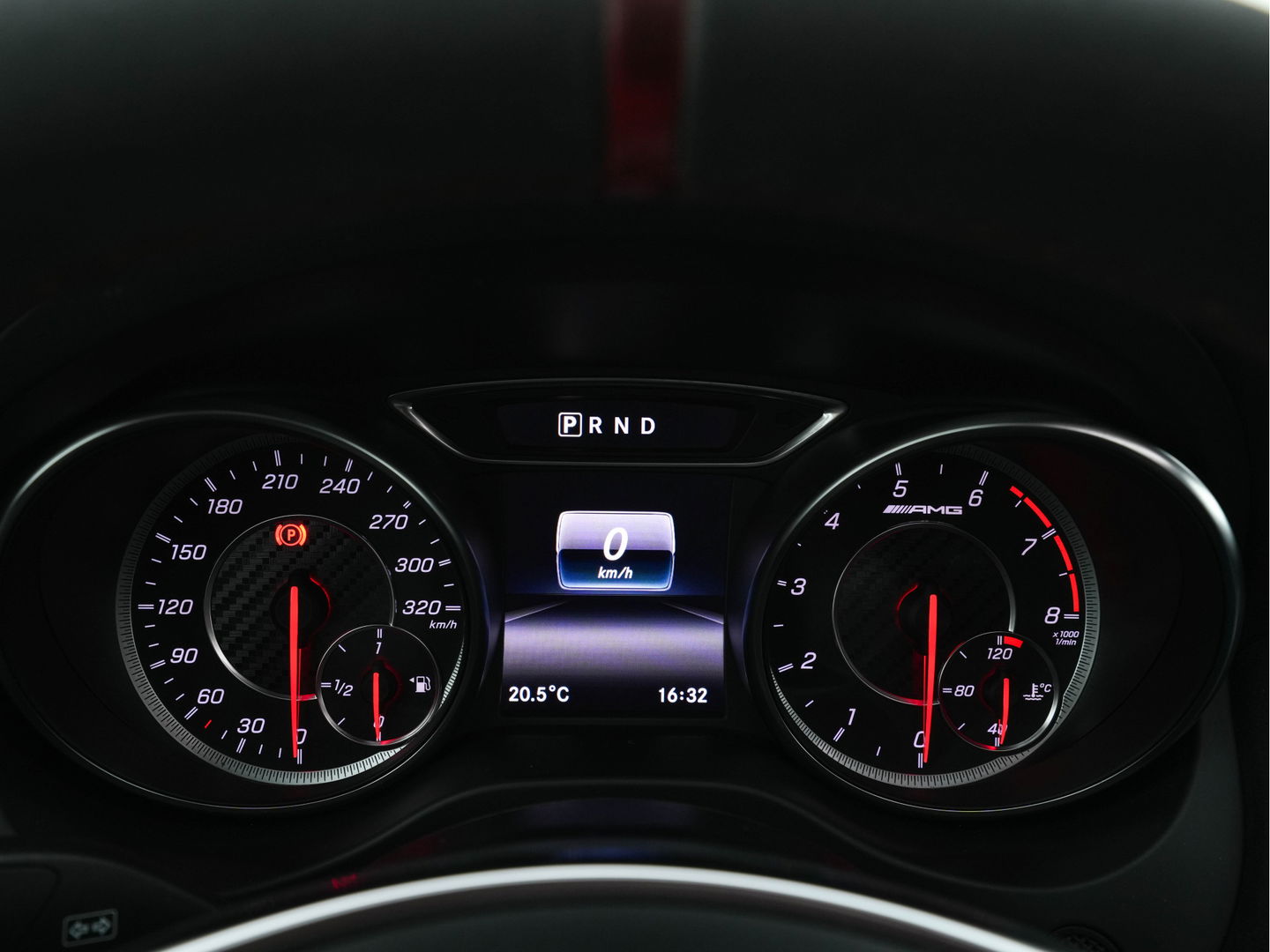 Mercedes-Benz CLA-Klasse AMG 45 4MATIC Ambition Aut. *PANO | AERO | RECARO-SEATS | LUXURY-LEATHER | FULL-LED | MEMORY-PACK | HARMAN/KARDON | KEYLESS | HEATED-SPORTSEATS | NAVI-FULLMAP | 19''ALU*