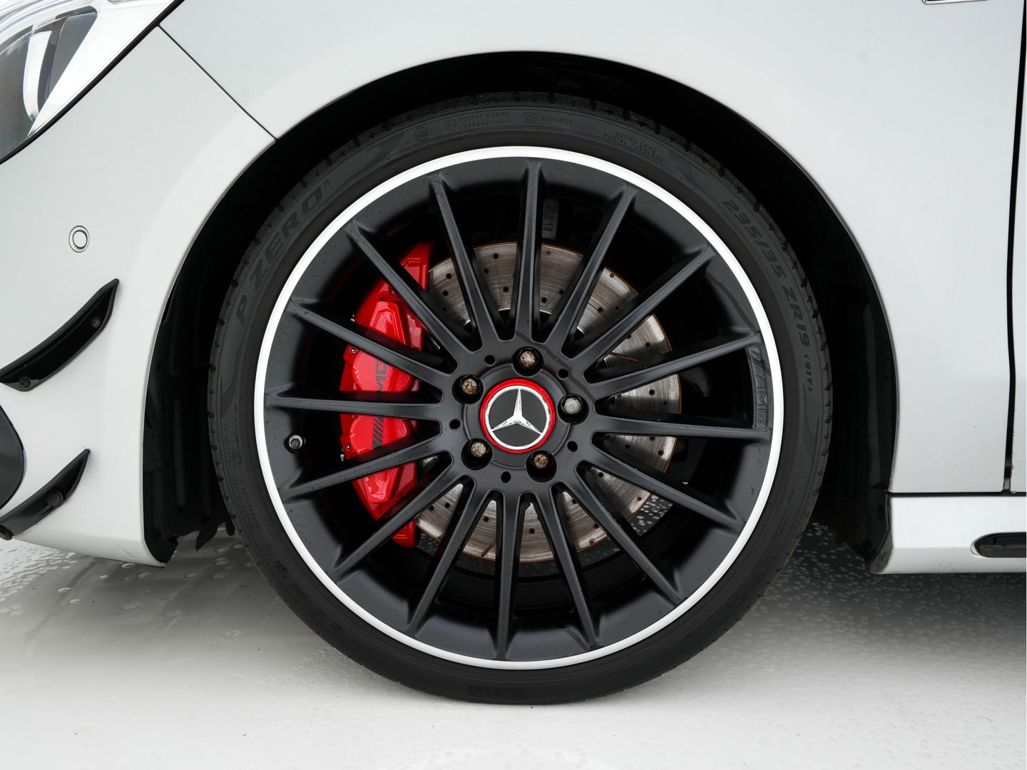 Mercedes-Benz CLA-Klasse AMG 45 4MATIC Ambition Aut. *PANO | AERO | RECARO-SEATS | LUXURY-LEATHER | FULL-LED | MEMORY-PACK | HARMAN/KARDON | KEYLESS | HEATED-SPORTSEATS | NAVI-FULLMAP | 19''ALU*