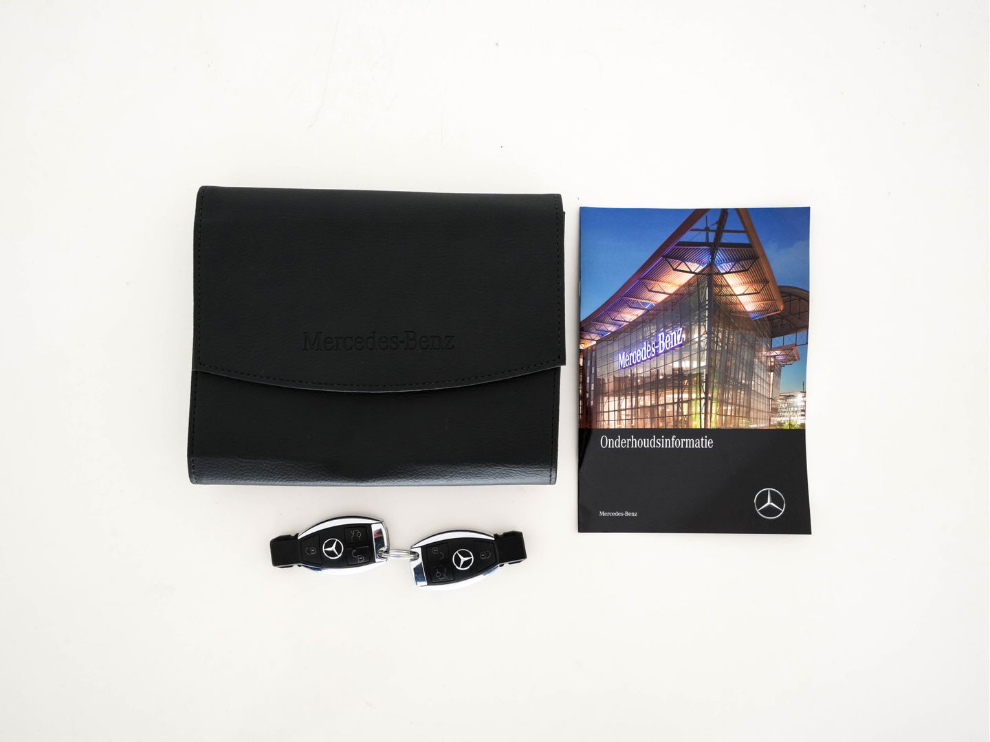 Mercedes-Benz CLA-Klasse AMG 45 4MATIC Ambition Aut. *PANO | AERO | RECARO-SEATS | LUXURY-LEATHER | FULL-LED | MEMORY-PACK | HARMAN/KARDON | KEYLESS | HEATED-SPORTSEATS | NAVI-FULLMAP | 19''ALU*