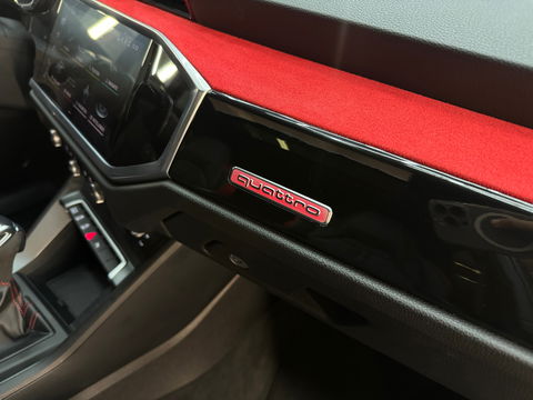 Audi RSQ3 Sportback 2.5 TFSI Pano|RS Seat|Trekhaak|Sonos|Cam