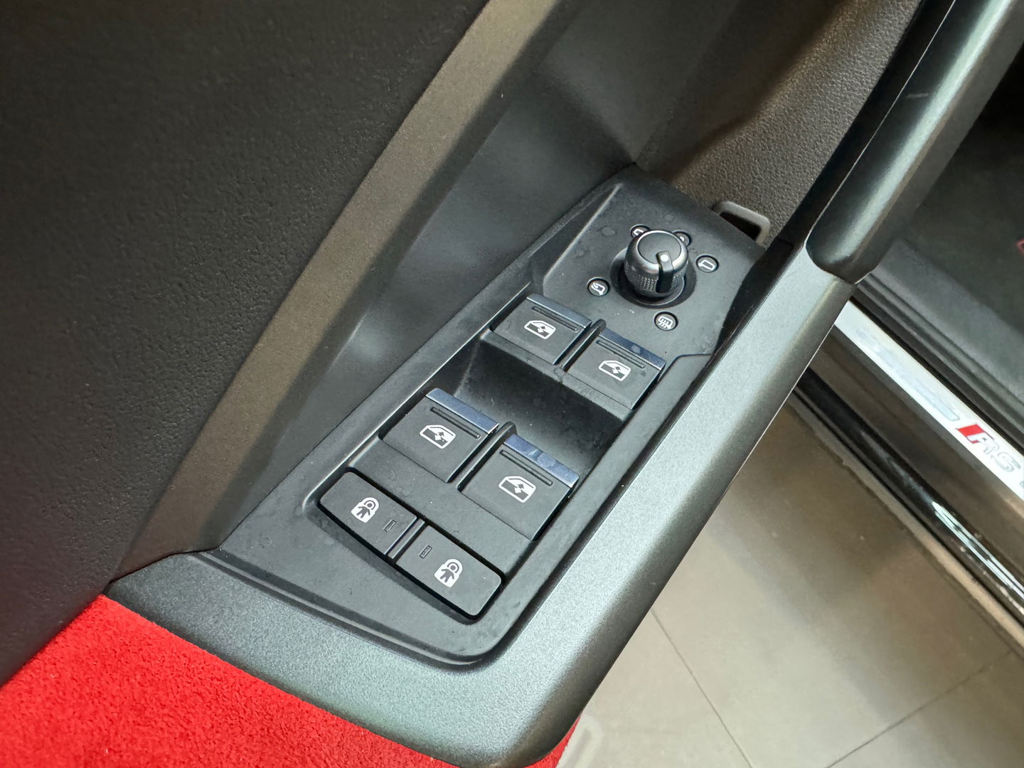 Audi RSQ3 Sportback 2.5 TFSI Pano|RS Seat|Trekhaak|Sonos|Cam
