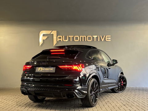 Audi RSQ3 Sportback 2.5 TFSI Pano|RS Seat|Trekhaak|Sonos|Cam