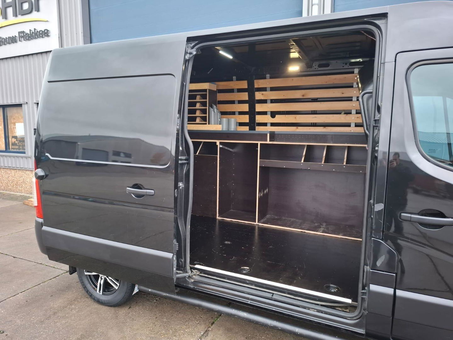 Renault Master T35 2.3 dCi 180 L2H2 Energy AIRCO / CRUISE CONTROLE / CAMERA / NAVI / TREKHAAK / 3 ZITS