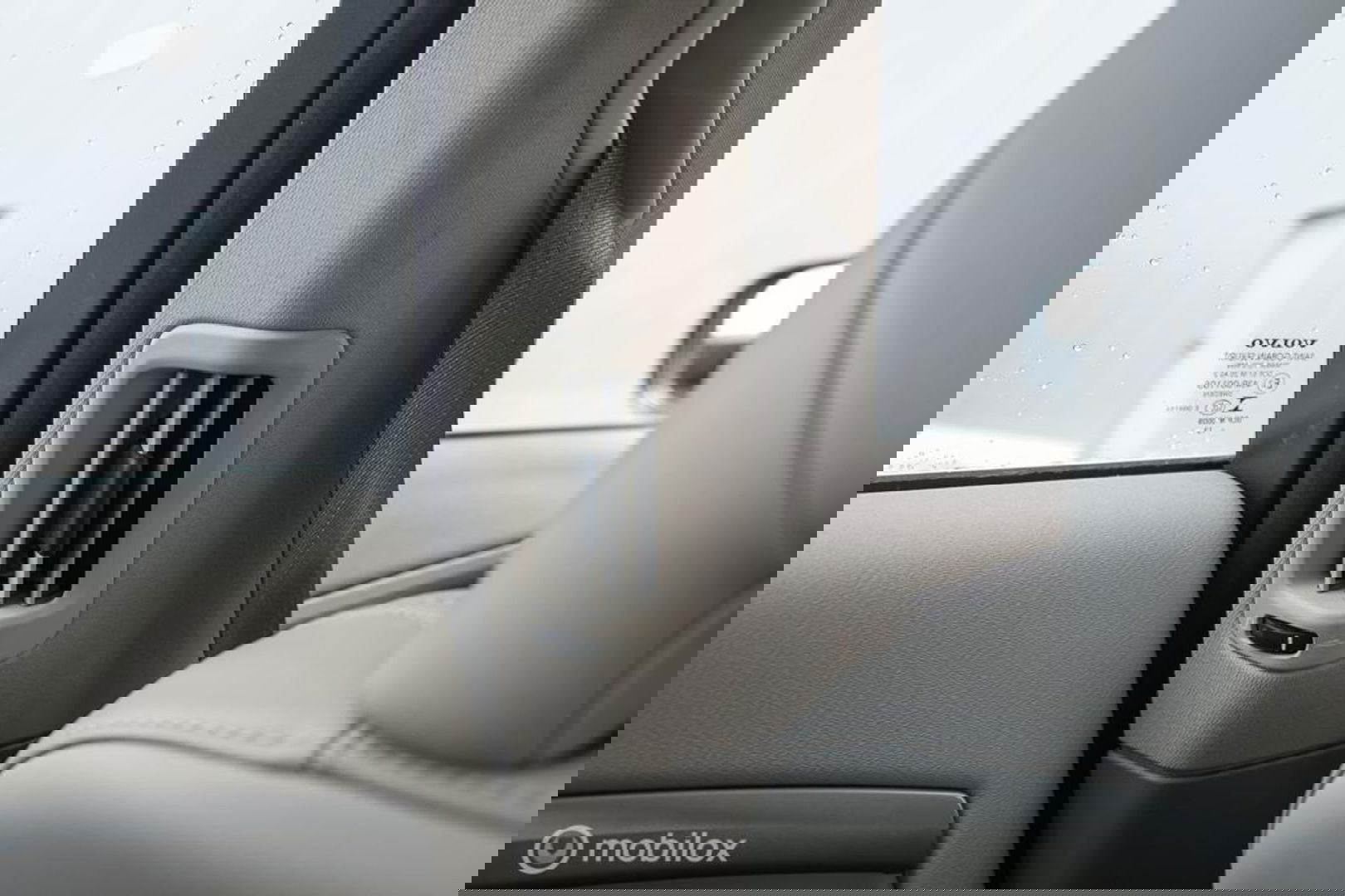Volvo XC70 2.4 D5 Summum AWD | Schuifdak | LED | Leder | Trekhaak | Navigatie | Rijklaarprijs |