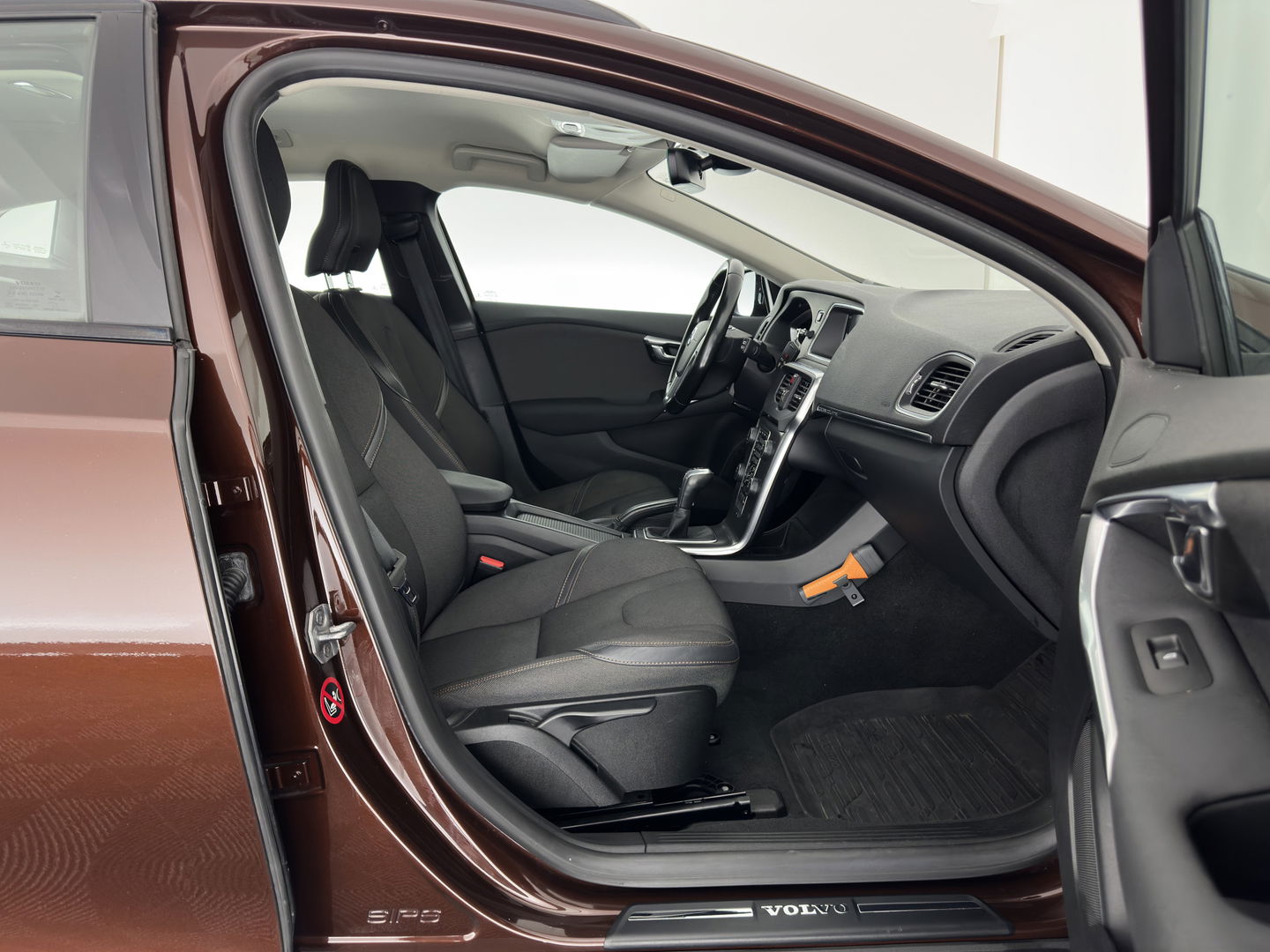 Volvo V40 Cross Country 2.0 D2 Momentum *NAVI-FULLMAP | COMFORT-SEATS | ECC | PDC | CRUISE | 17''ALU*