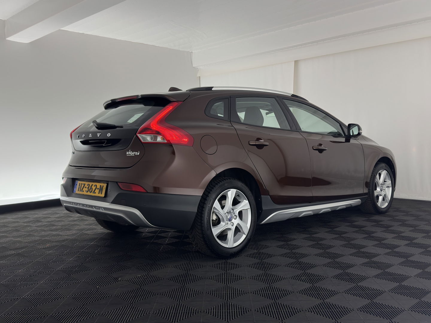 Volvo V40 Cross Country 2.0 D2 Momentum *NAVI-FULLMAP | COMFORT-SEATS | ECC | PDC | CRUISE | 17''ALU*