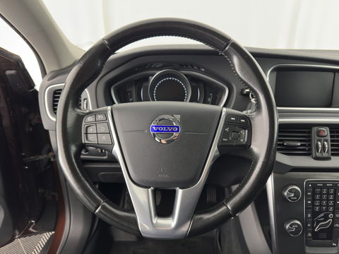 Volvo V40 Cross Country 2.0 D2 Momentum *NAVI-FULLMAP | COMFORT-SEATS | ECC | PDC | CRUISE | 17''ALU*