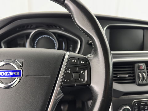 Volvo V40 Cross Country 2.0 D2 Momentum *NAVI-FULLMAP | COMFORT-SEATS | ECC | PDC | CRUISE | 17''ALU*